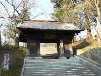明徳堂表門（三春小学校の正門：明徳門）：藩校の遺構を撮った画像
